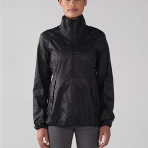 Lululemon Women's Run With It Jacket Black Size 6 Windbreaker Water Resistant